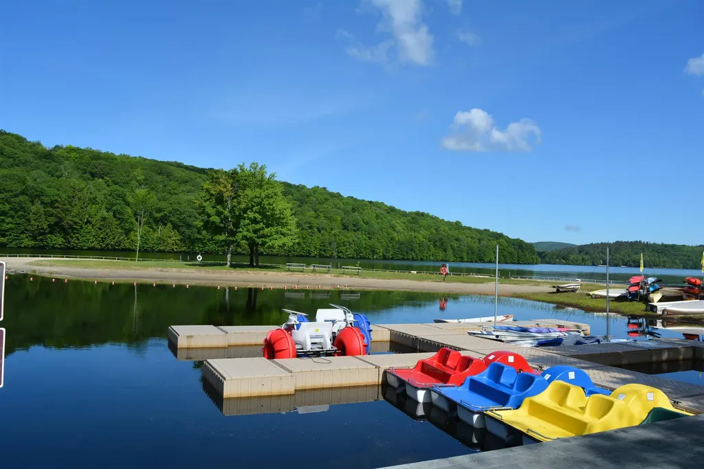 400 Road Round The Lake Grantham NH 03753