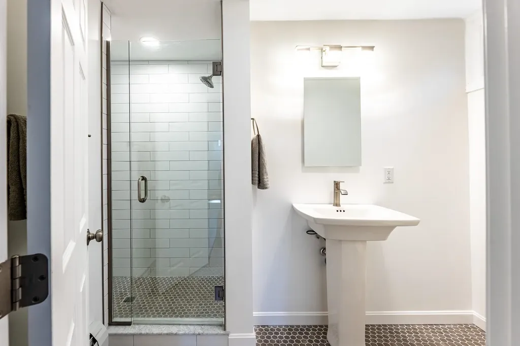 3 Goodfellow Road Hanover NH 03755