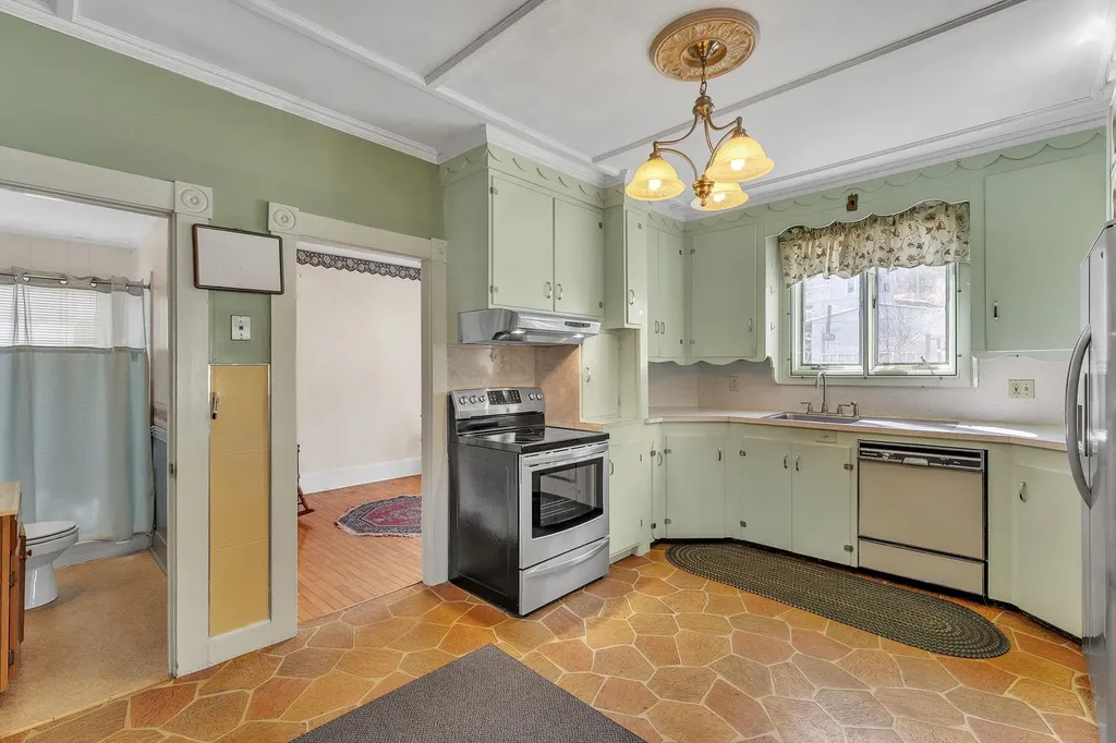 42 Center Street Barre City VT 05641