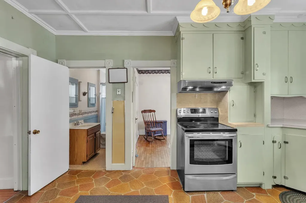 42 Center Street Barre City VT 05641