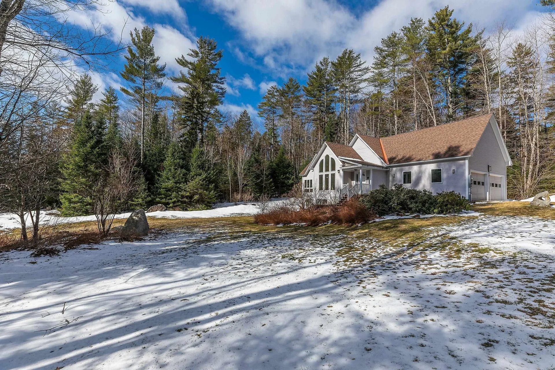 2513 Thompsonburg Road Londonderry VT 05155