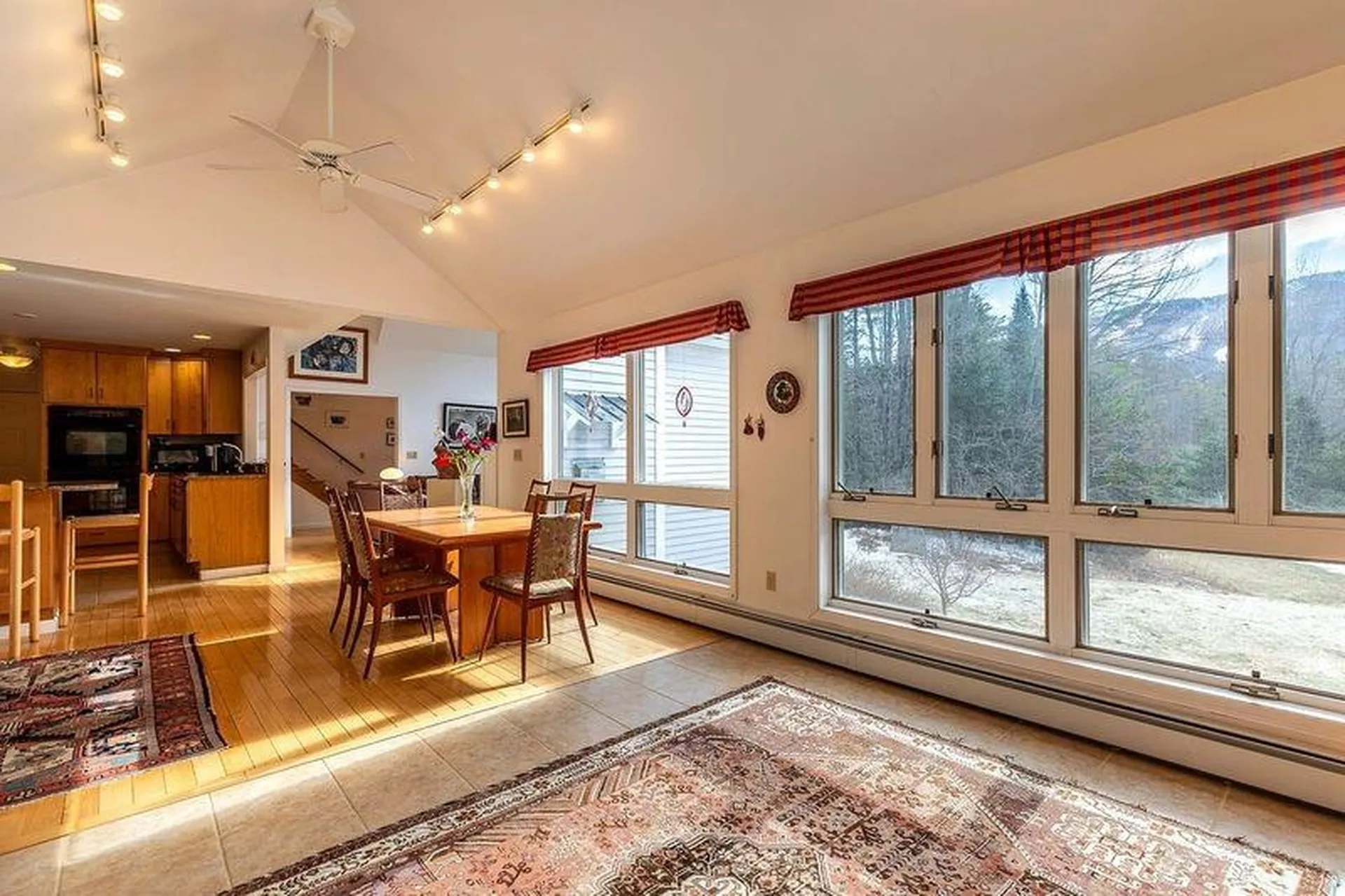 2513 Thompsonburg Road Londonderry VT 05155