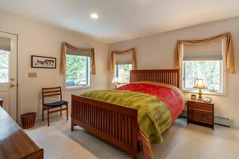 2513 Thompsonburg Road Londonderry VT 05155