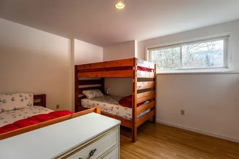 2513 Thompsonburg Road Londonderry VT 05155