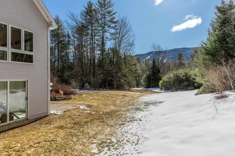 2513 Thompsonburg Road Londonderry VT 05155