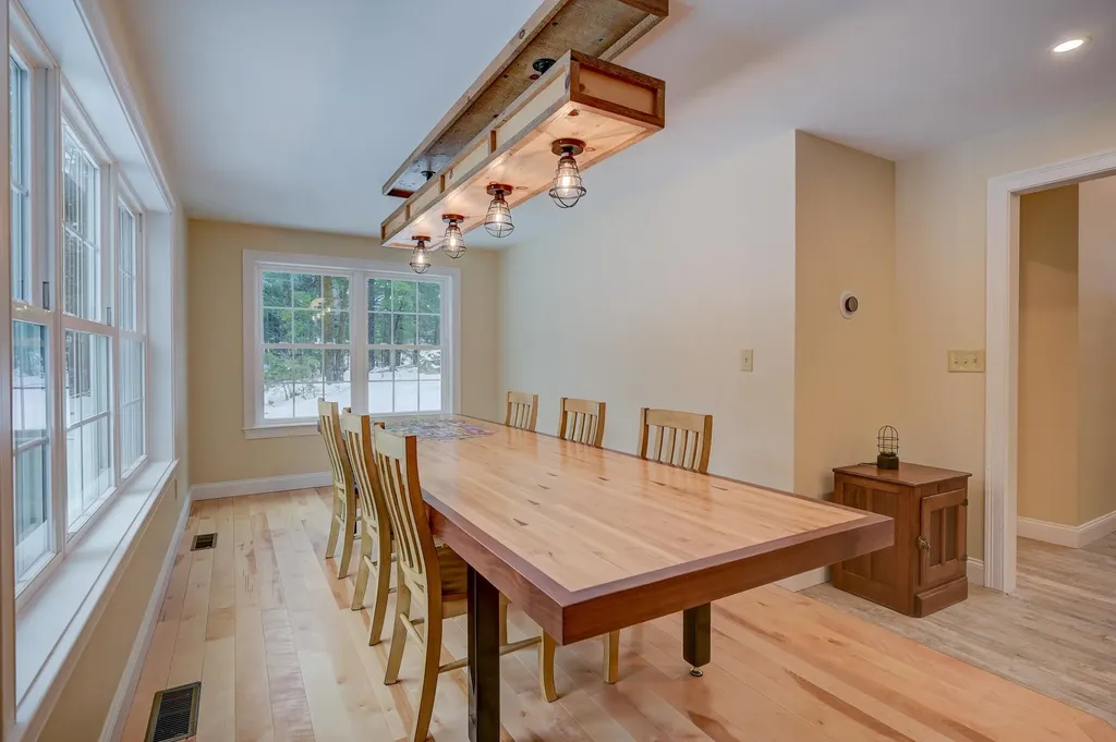 16 Grison Road Madison NH 03849