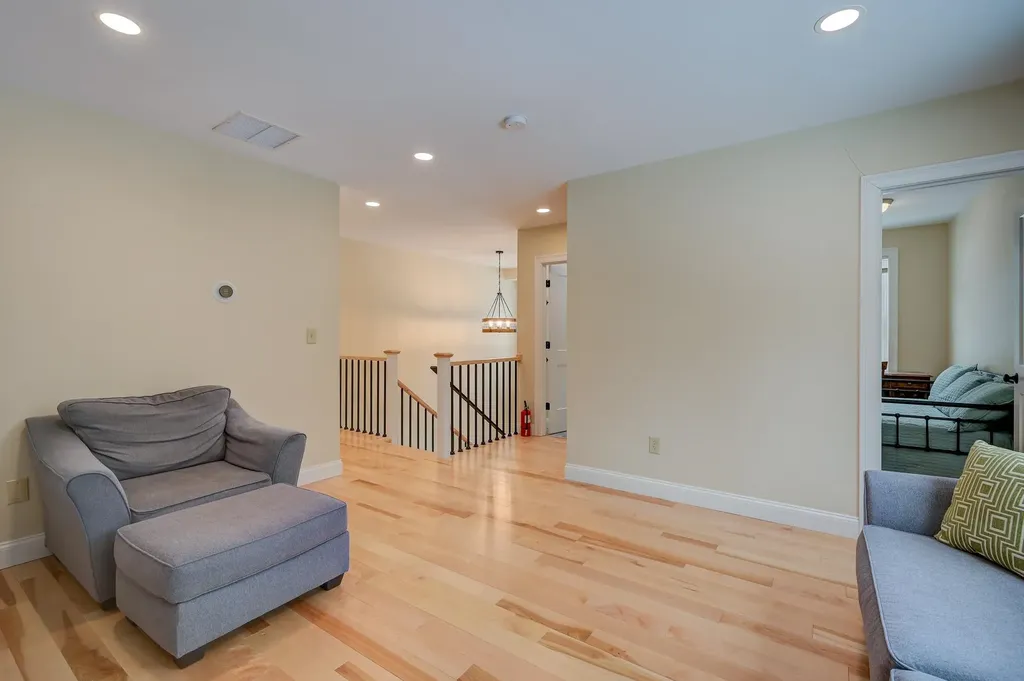 16 Grison Road Madison NH 03849