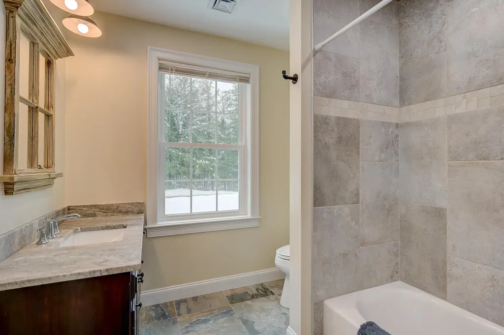 16 Grison Road Madison NH 03849