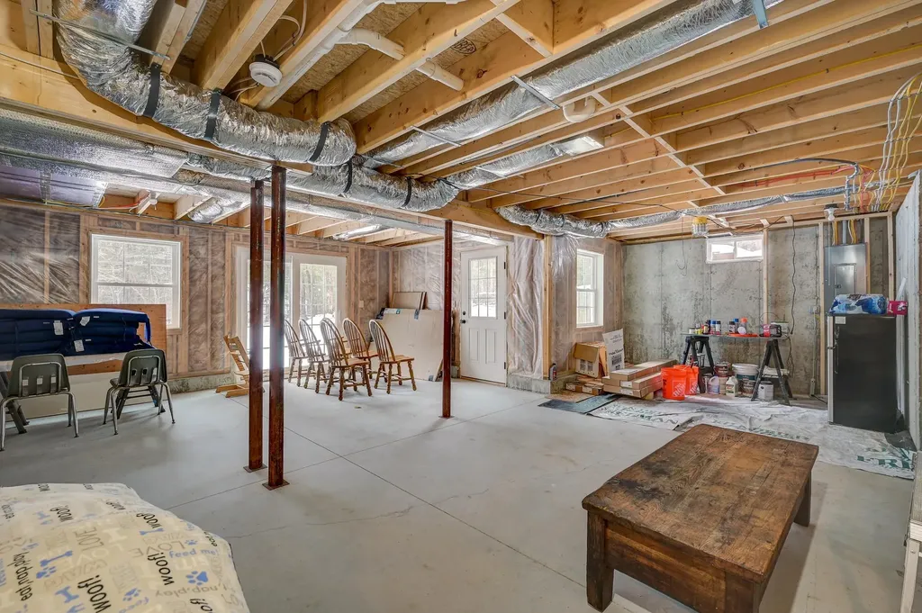 16 Grison Road Madison NH 03849