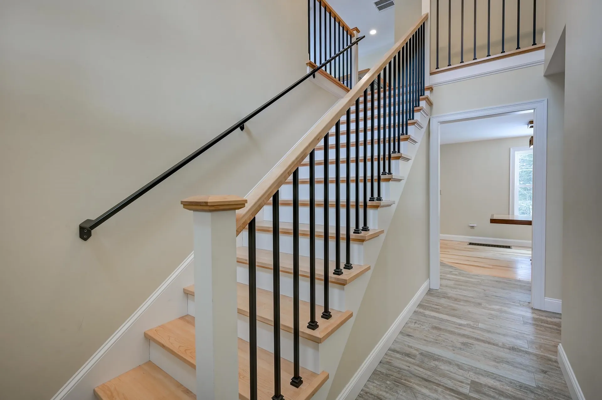 16 Grison Road Madison NH 03849