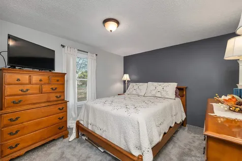 51 Eagles Way Alton NH 03809