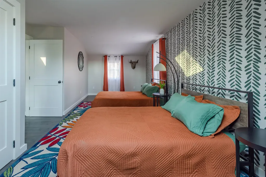 3 Steele Road Bradford NH 03221