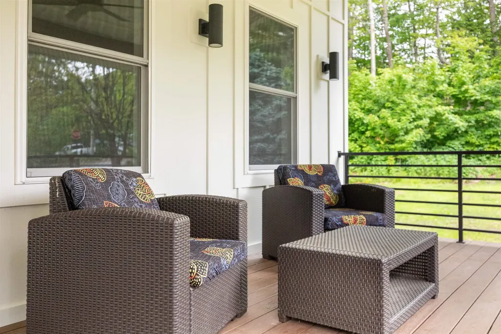 3 Steele Road Bradford NH 03221