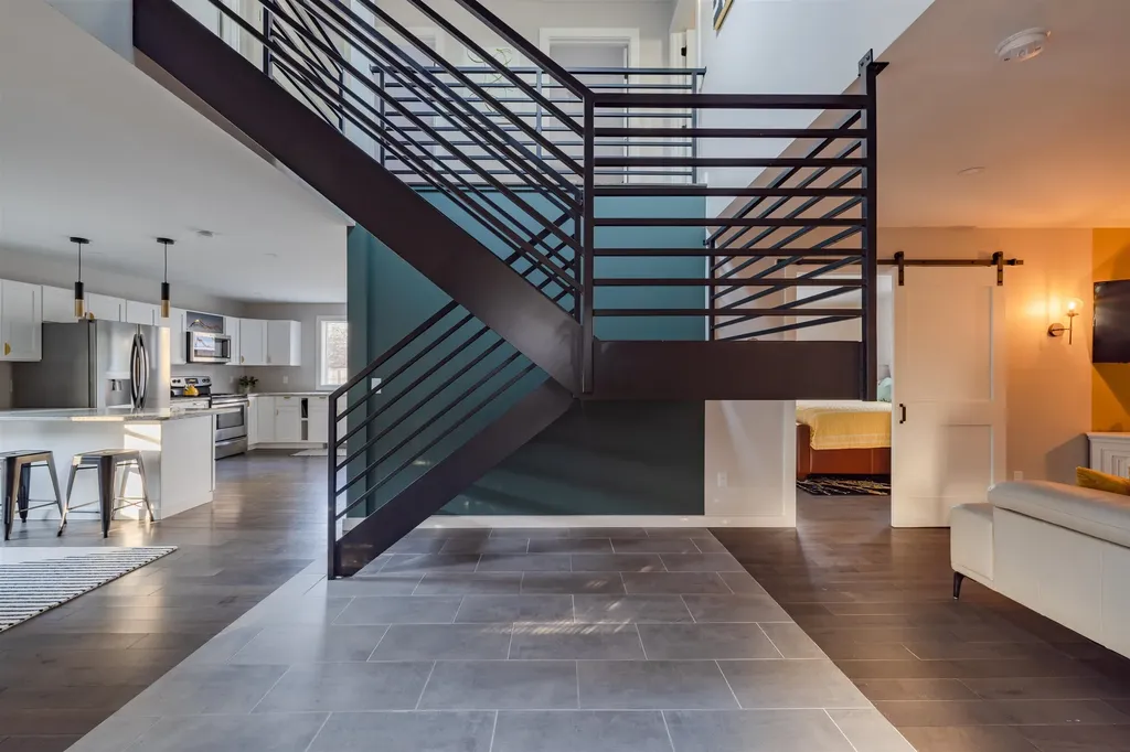 3 Steele Road Bradford NH 03221