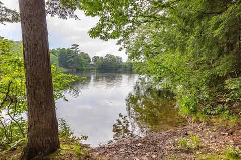 3 Steele Road Bradford NH 03221