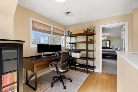 12 Trestle Way Dover NH 03820