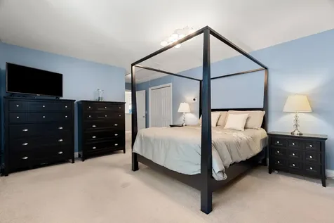 12 Trestle Way Dover NH 03820