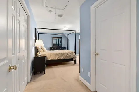 12 Trestle Way Dover NH 03820