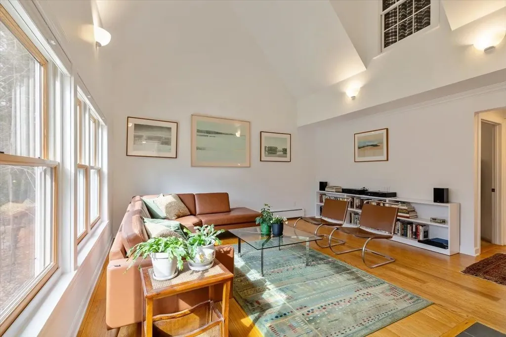 9 Brownell Way South Burlington VT 05403