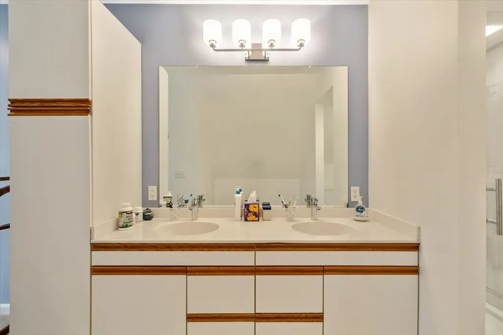 9 Brownell Way South Burlington VT 05403
