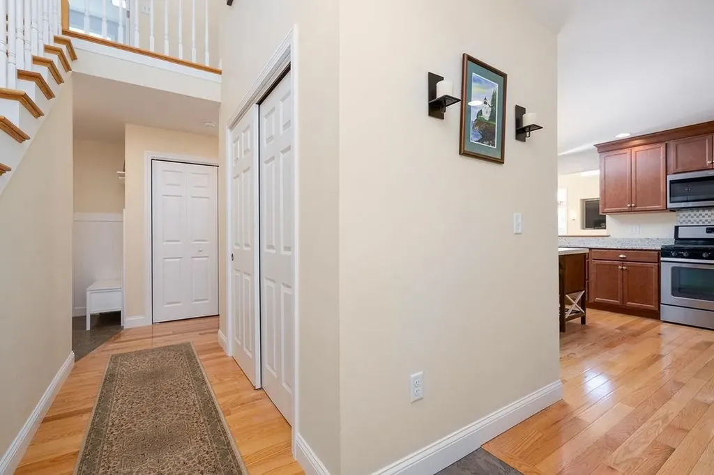 9 Whiting Lane Mont Vernon NH 03057