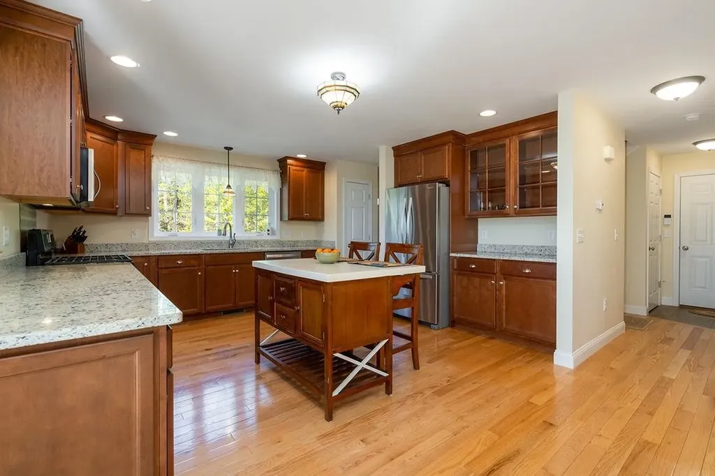 9 Whiting Lane Mont Vernon NH 03057