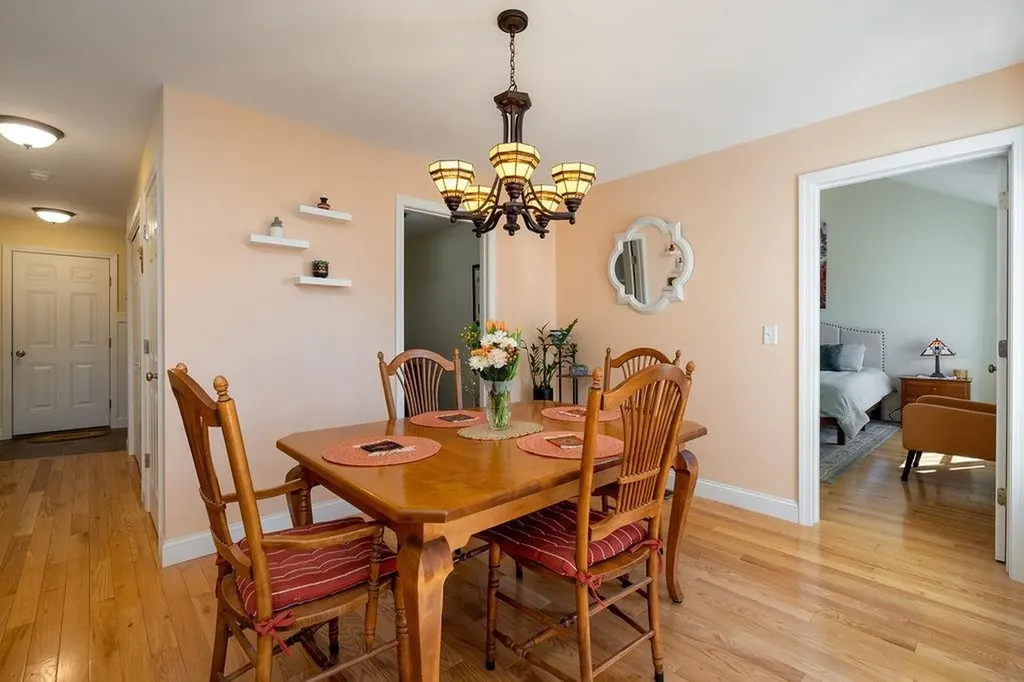 9 Whiting Lane Mont Vernon NH 03057