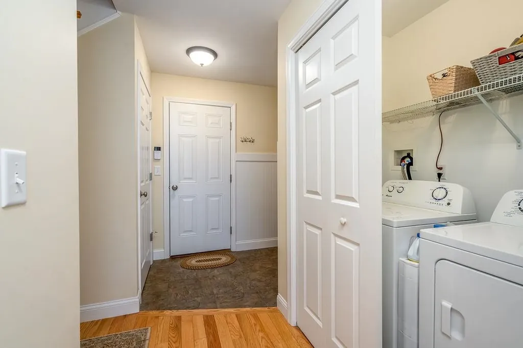 9 Whiting Lane Mont Vernon NH 03057