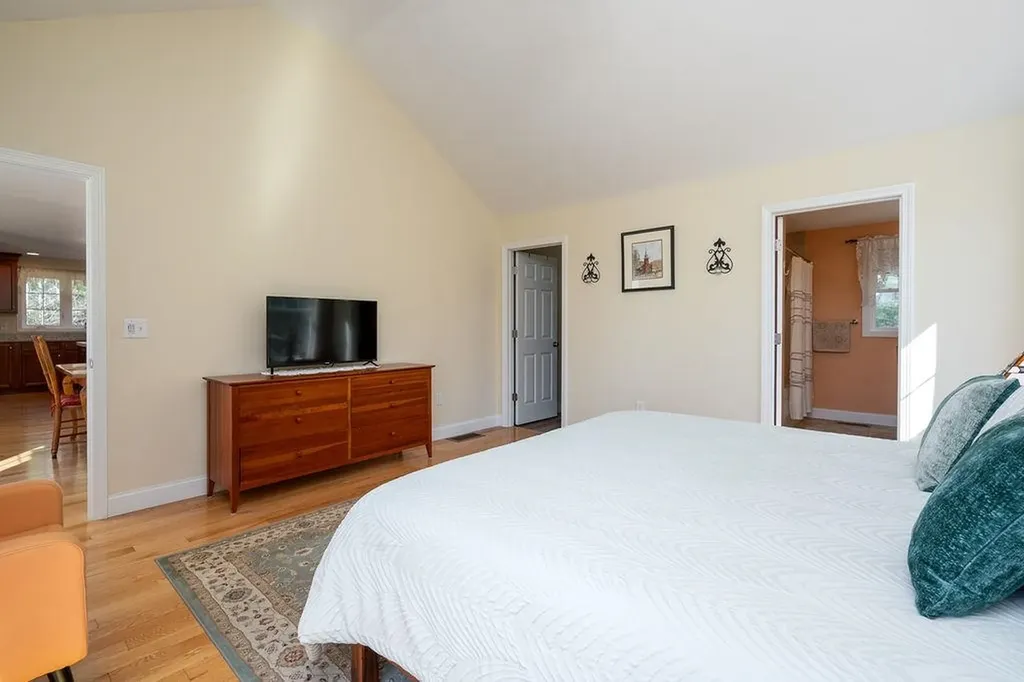 9 Whiting Lane Mont Vernon NH 03057