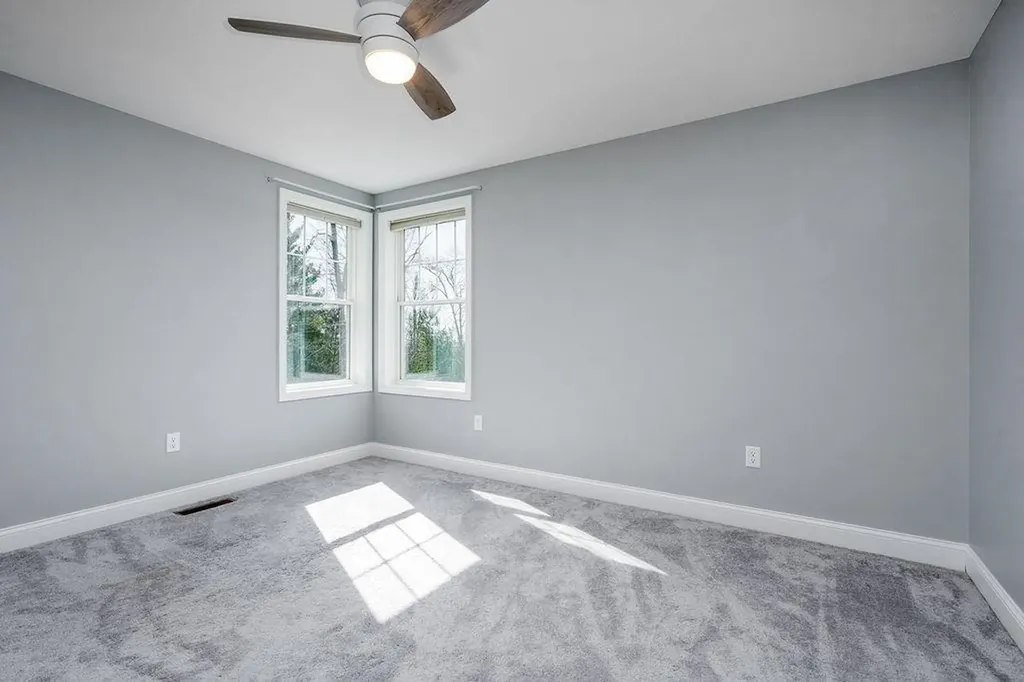 9 Whiting Lane Mont Vernon NH 03057