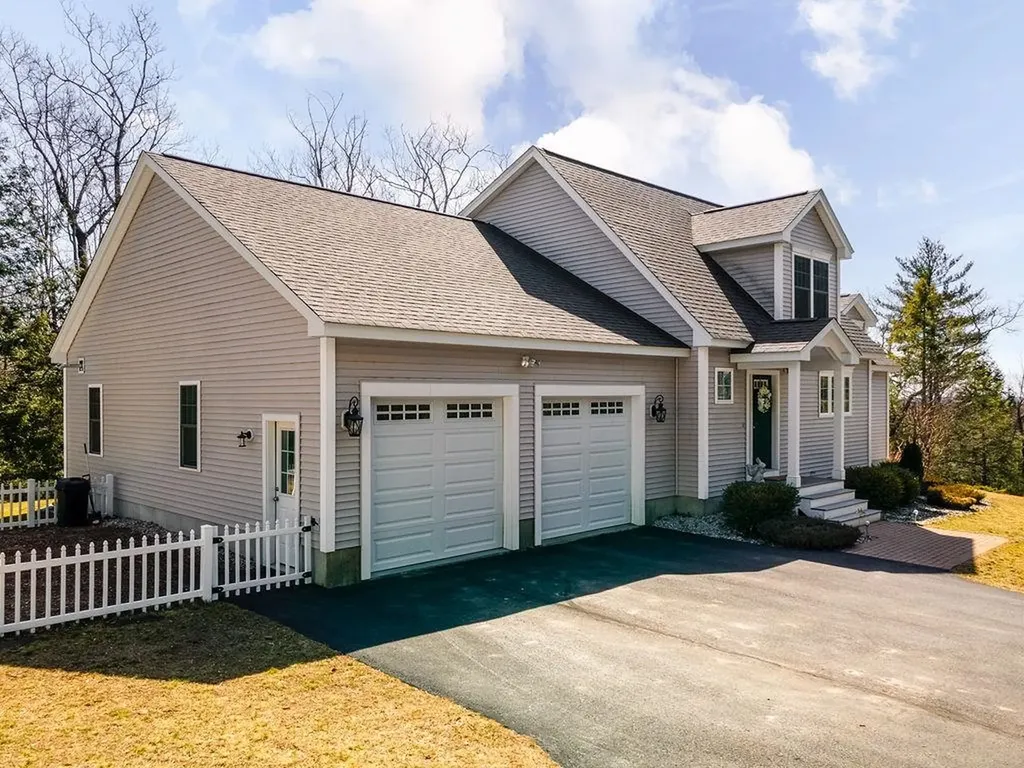 9 Whiting Lane Mont Vernon NH 03057