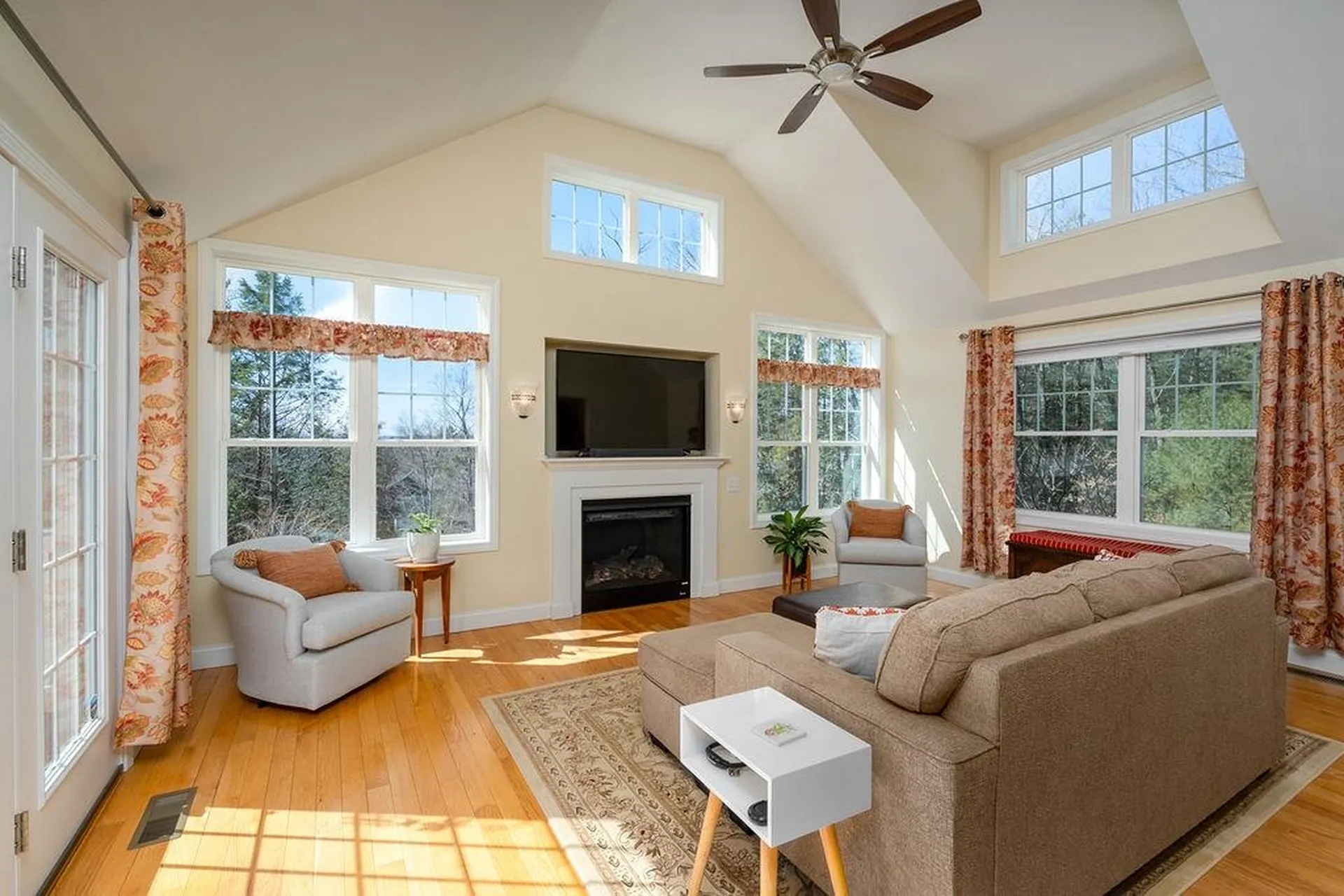 9 Whiting Lane Mont Vernon NH 03057