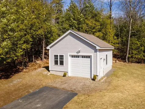 9 Whiting Lane Mont Vernon NH 03057