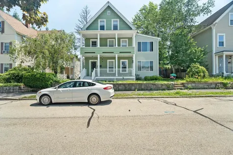 15 Liberty Street Manchester NH 03104