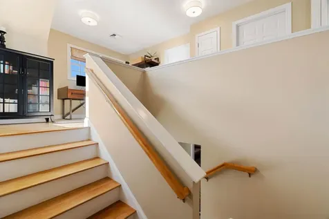 12 Trestle Way Dover NH 03820