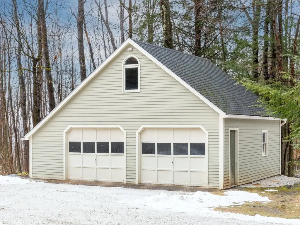 274 Enos Road Hinesburg VT 05461