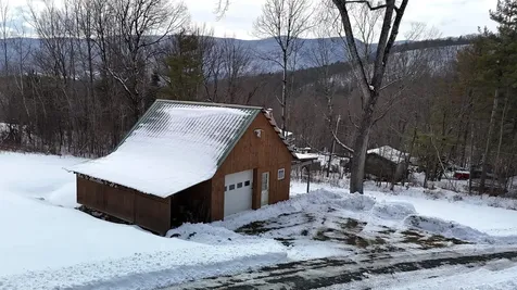 89 Field Way Pownal VT 05261