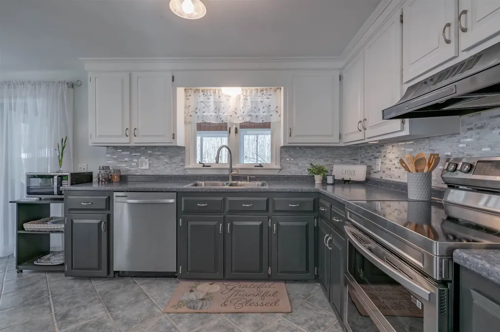 50 Wash Pond Road Hampstead NH 03841