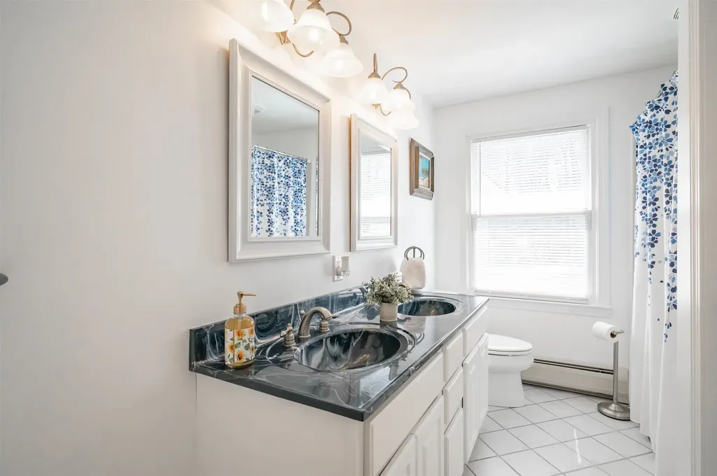 50 Wash Pond Road Hampstead NH 03841