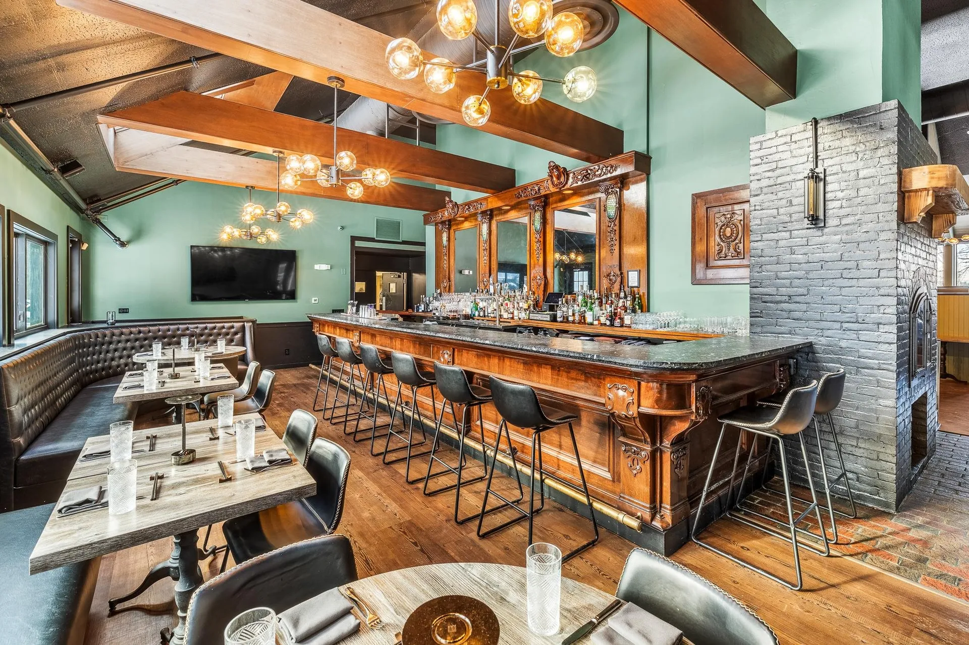 1716 Depot Street Manchester VT 05255