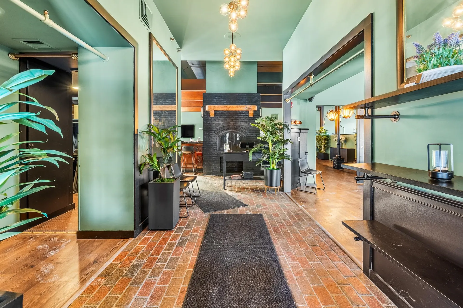 1716 Depot Street Manchester VT 05255