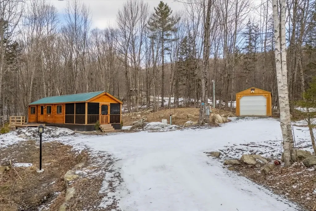407 Ccc Road Shrewsbury VT 05738