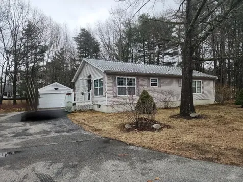 12a Whittier Drive Seabrook NH 03874