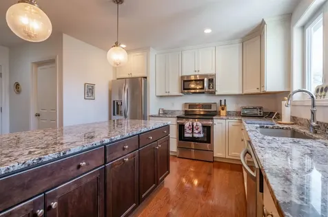 44 Diamondback Avenue Nashua NH 03062