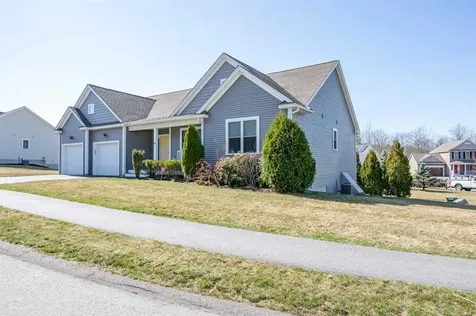 44 Diamondback Avenue Nashua NH 03062
