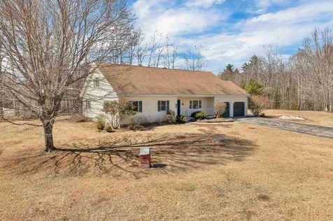 10 Shirley Way Tuftonboro NH 03853