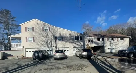 9 Tyler Street Salem NH 03079