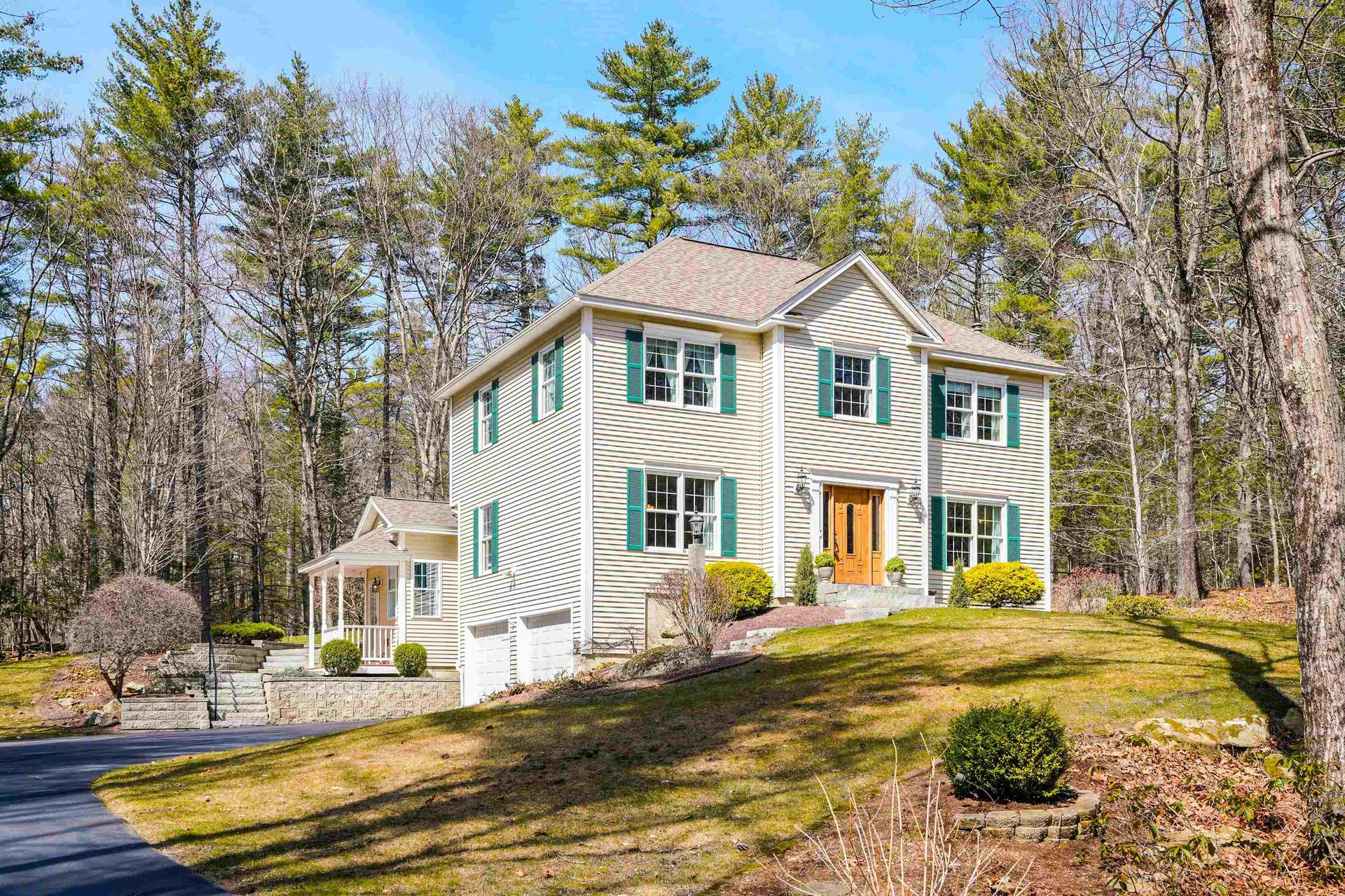26 Spring Hill Road Mont Vernon NH 03057