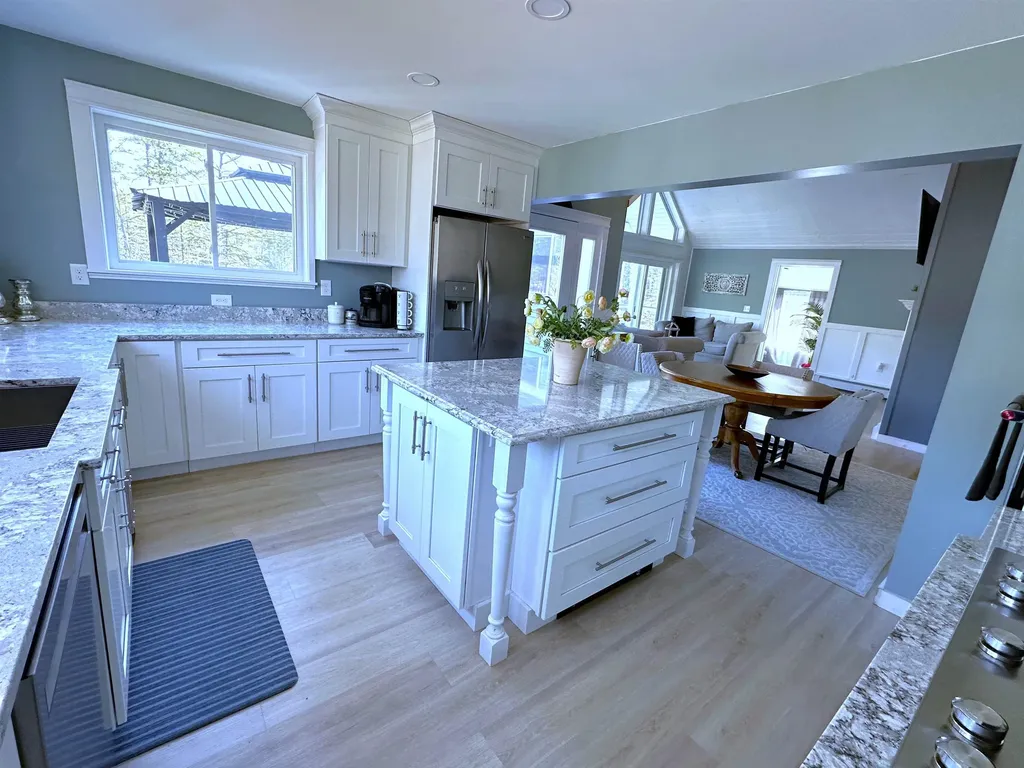 31 Daisy Drive Wakefield NH 03830