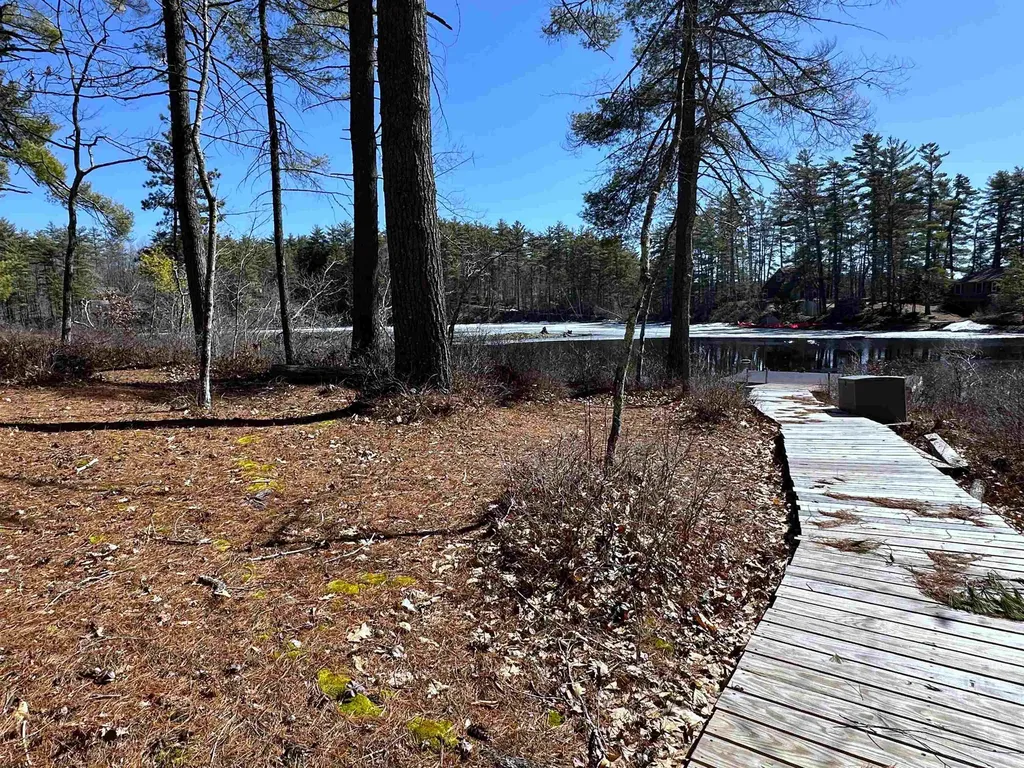 31 Daisy Drive Wakefield NH 03830